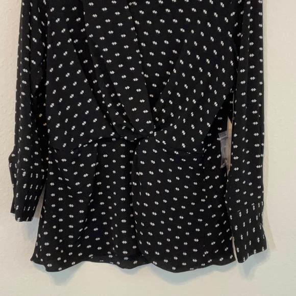 Vince Camuto Long Sleeve Faux Wrap Blouse Black White Large - Picture 4 of 14